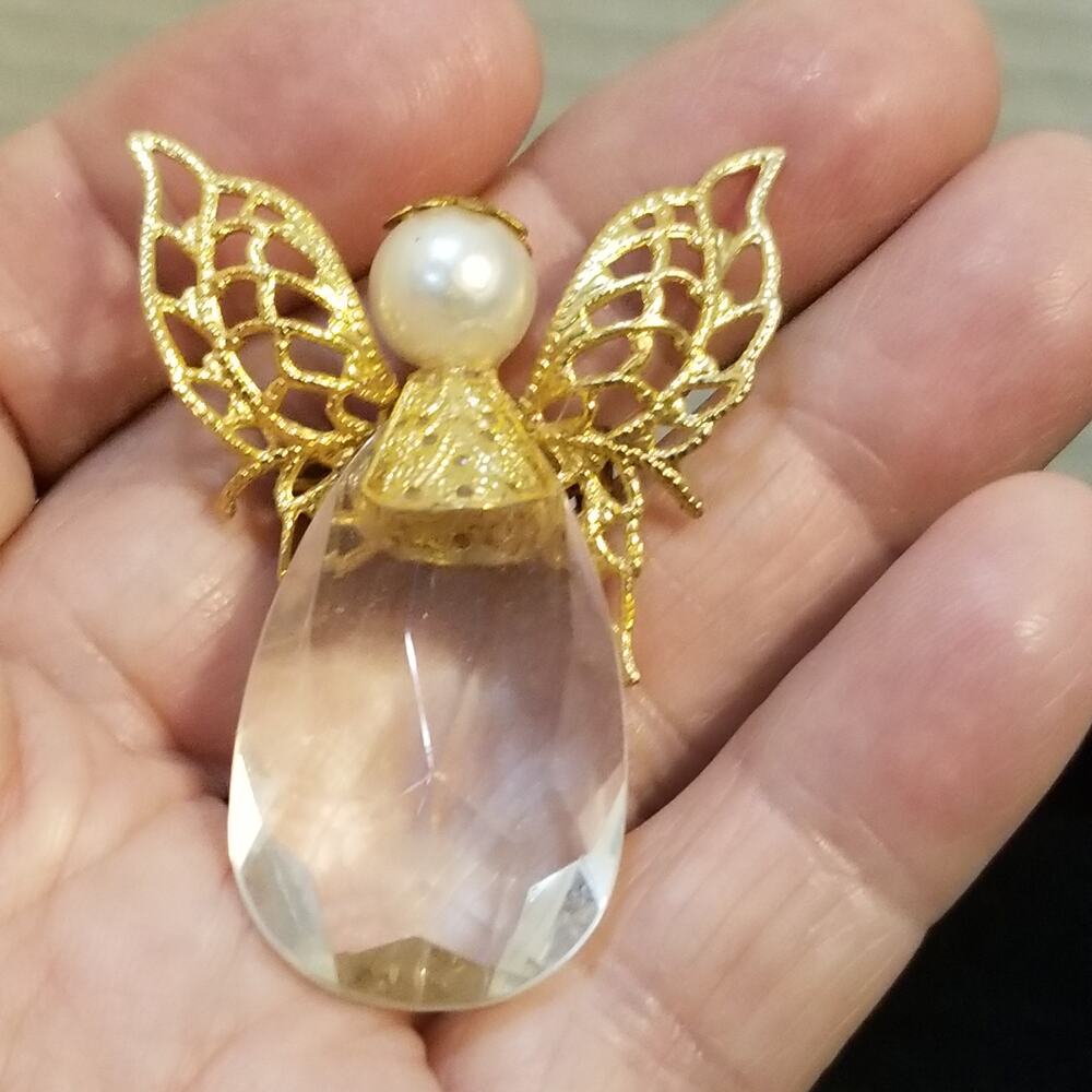 Vintage style 2x2" angel brooch gold tone filigree wings large tear drop body